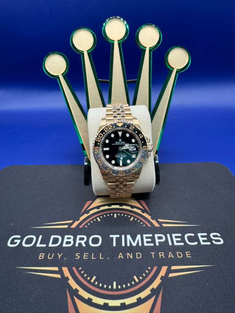 Rolex GMT-Master II Oyster, 40 mm, yellow gold Black Dial Watch - M126718GRNR-0001 - 2024